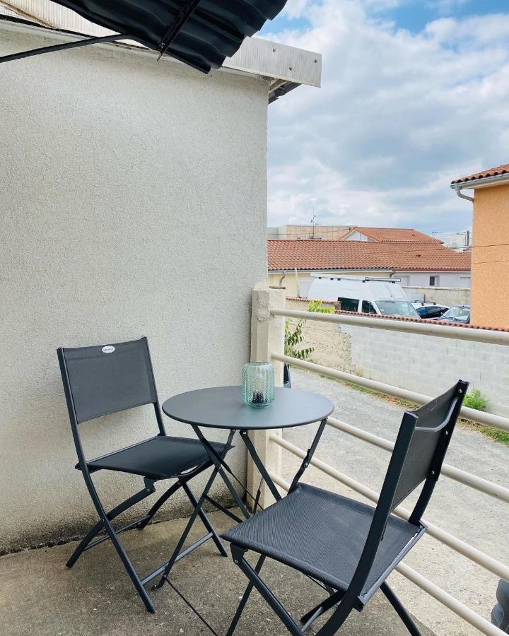 Apartment Avec Terrasse - Goupama Stadium, Eurexpo, Ldlc Arena, La Soie *