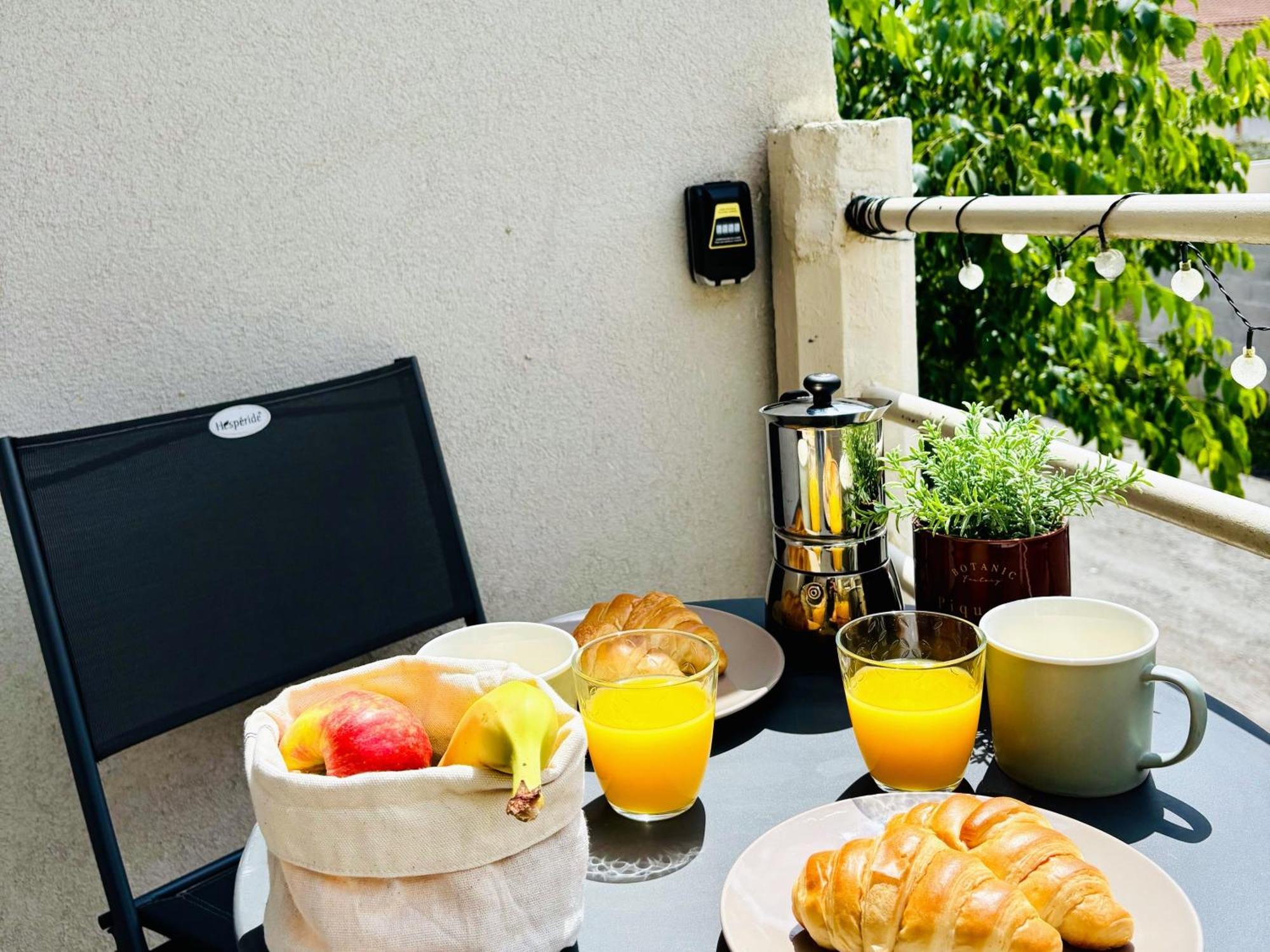 Apartment Avec Terrasse Climatise - Goupama Stadium, Eurexpo, Ldlc Arena, La Soie *